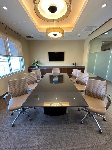 More Photos Of 18426 Brookhurst St, Fountain Valley Medical For Lease