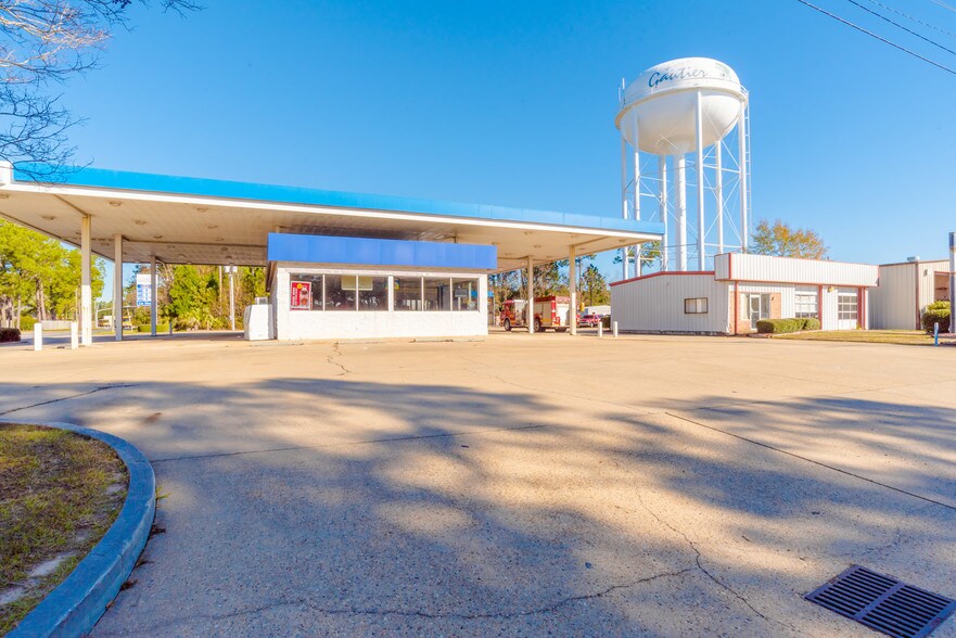 More Photos Of 3600 Gautier Vancleave Rd, Gautier Auto Repair For Sale
