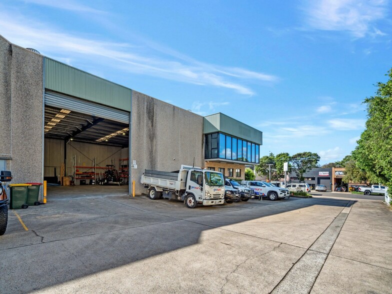 More Photos Of 28-32 Skinner Ave, Riverwood Warehouse For Lease