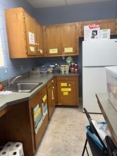 More Photos Of 1151 Henley St, Orangeburg Office For Sale