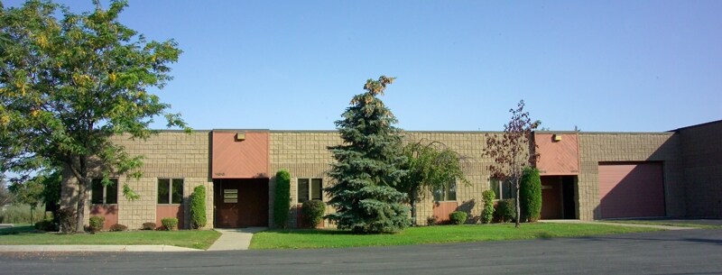 More Photos Of 6780 Northern Blvd, East Syracuse Showroom For Lease
