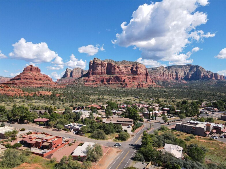 More Photos Of 100 Canyon Circle Dr, Sedona Apartments For Sale