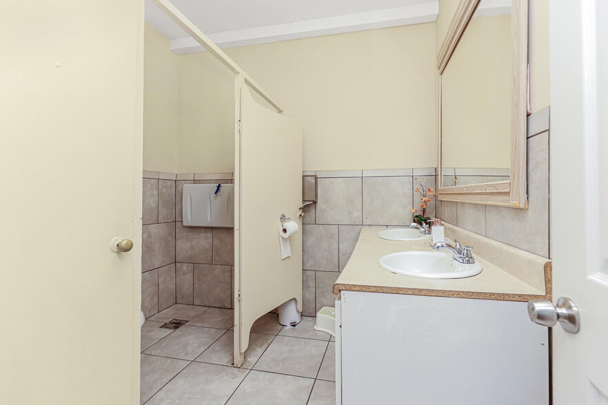 More Photos Of 2466 Webster Ave, Bronx Religious Facility For Sale