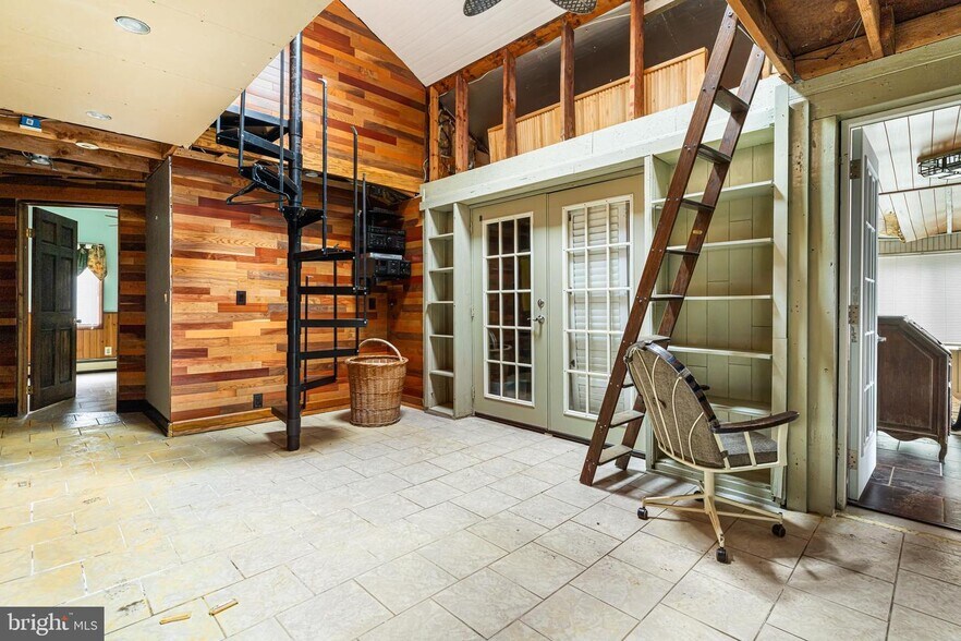 More Photos Of 271 Old Croton Rd, Flemington Multifamily For Sale