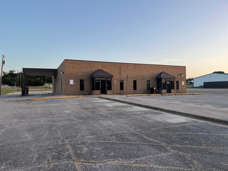 More Photos Of 302 Priest Dr, Killeen Office For Lease