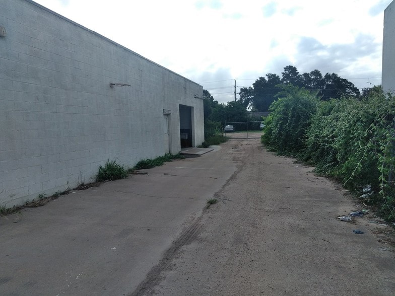 More Photos Of 2116 Fry Rd, Houston Auto Repair For Sale