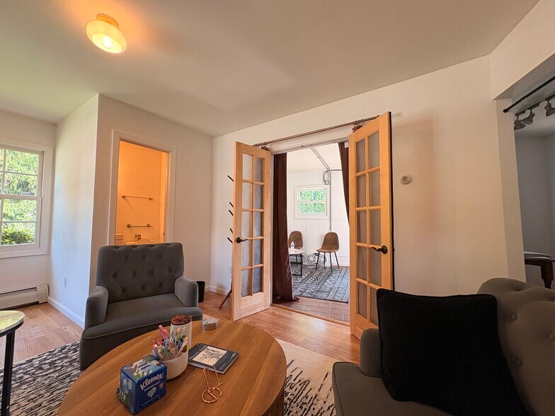 More Photos Of 3 E Cross St, Croton Falls Office For Lease