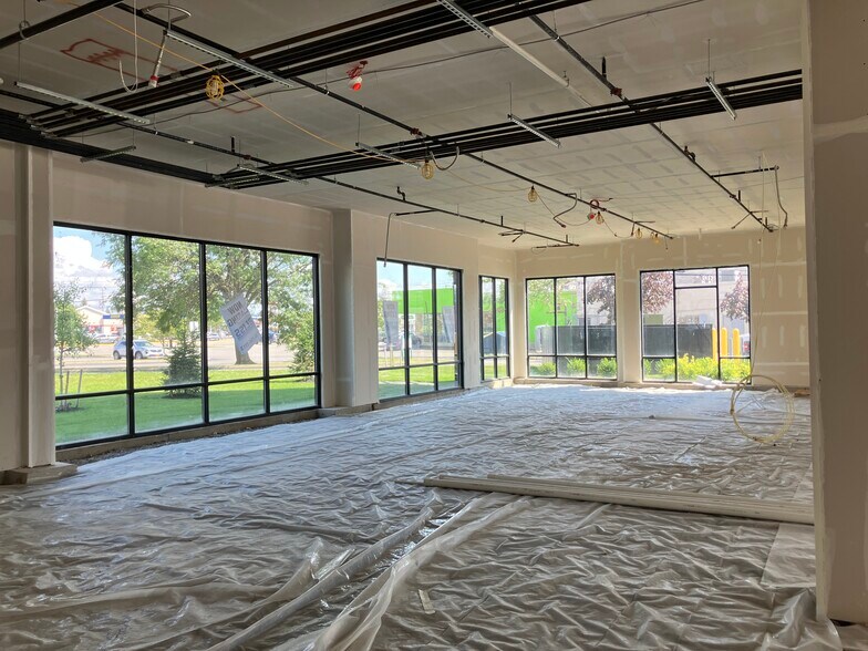 More Photos Of 6842 Main St, Williamsville Apartments For Lease