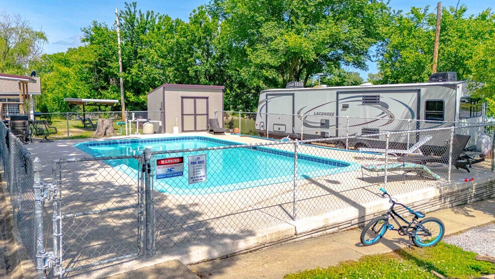 More Photos Of 1561 110th St NW, Grove Apartments For Sale