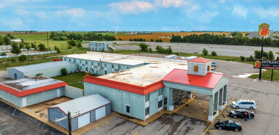 More Photos Of 2801 E Highway 66, Elk City Hotel For Sale