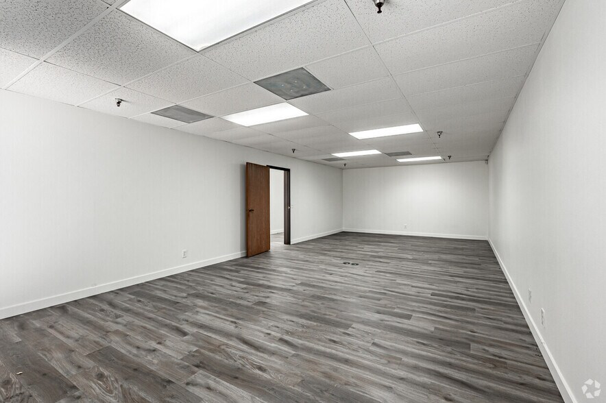 More Photos Of 5236 Faraday Ct, Chino Warehouse For Lease