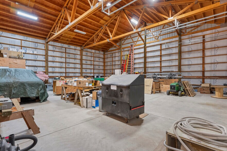 More Photos Of 2120 Apple Loop, Lyons Industrial For Sale