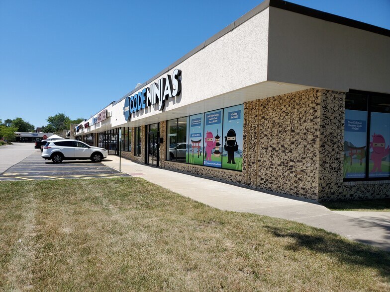 More Photos Of 1710-1772 W Algonquin Rd, Schaumburg Unknown For Lease