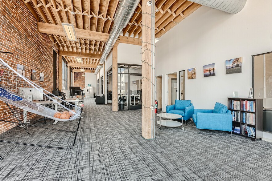 More Photos Of 3801 Franklin St, Denver Office For Sale