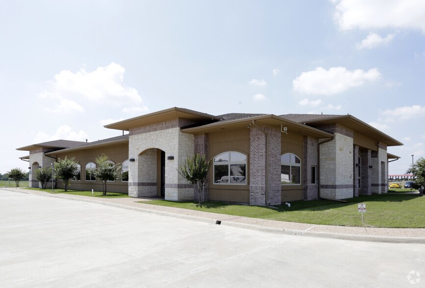 More Photos Of 22 Prestige Cir, Allen Office For Lease