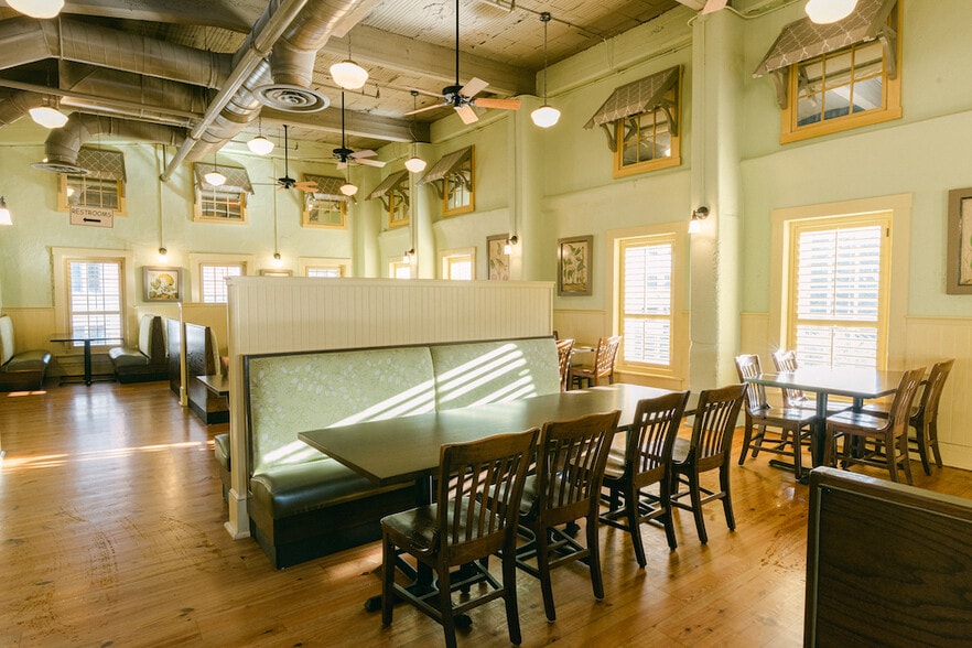 More Photos Of , Savannah General Retail For Sale