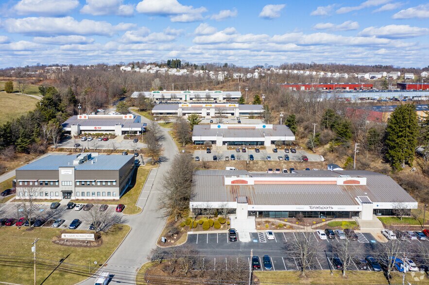 More Photos Of 500 Business Center Dr, Pittsburgh Light Distribution For Lease