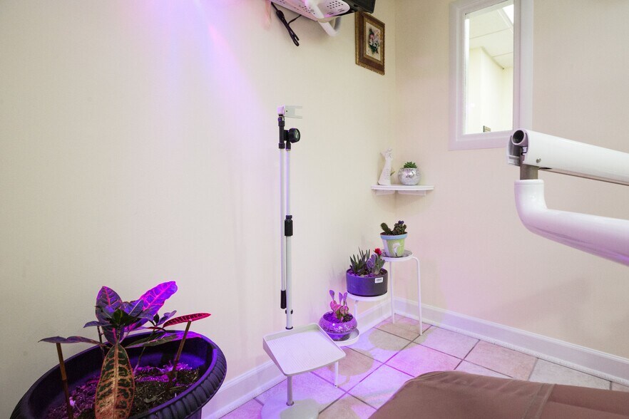 More Photos Of 931-947 Russell Ave, Gaithersburg Medical For Lease