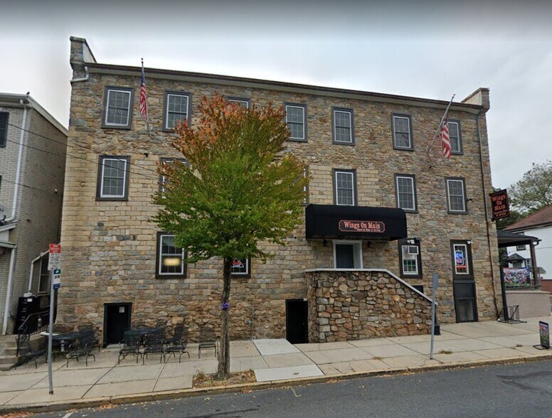 Primary Photo Of 605 Main St, Hellertown Restaurant For Sale
