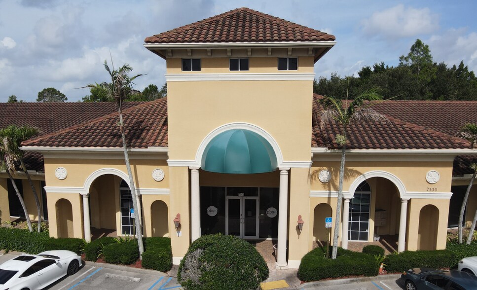 Primary Photo Of 7100 SW Kanner Hwy, Stuart Office For Lease