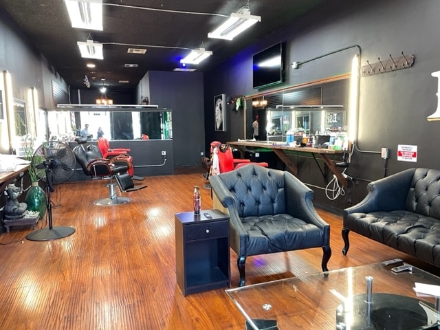 More Photos Of 5810-5820 Imperial Hwy, South Gate Storefront For Sale