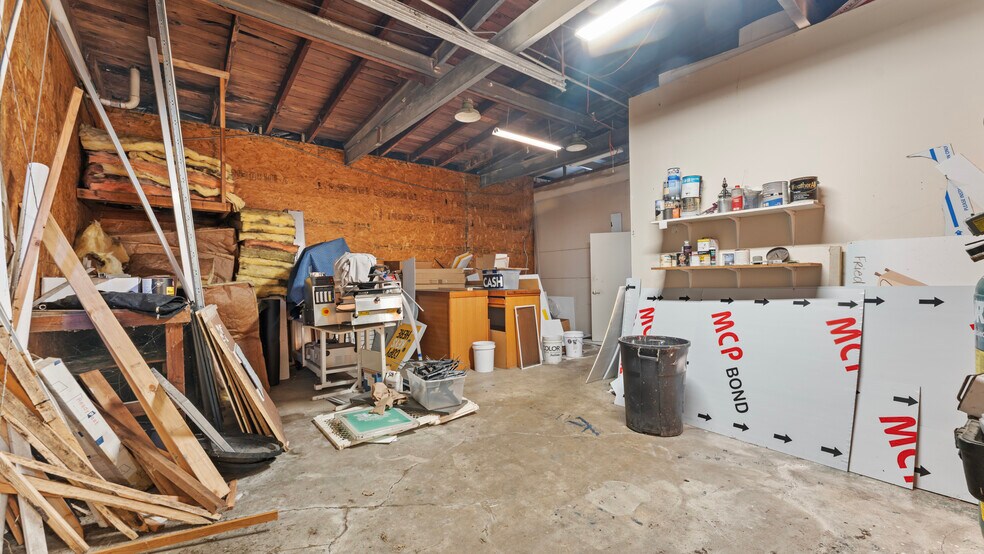 More Photos Of 240 Hwy 101, Bandon Freestanding For Sale