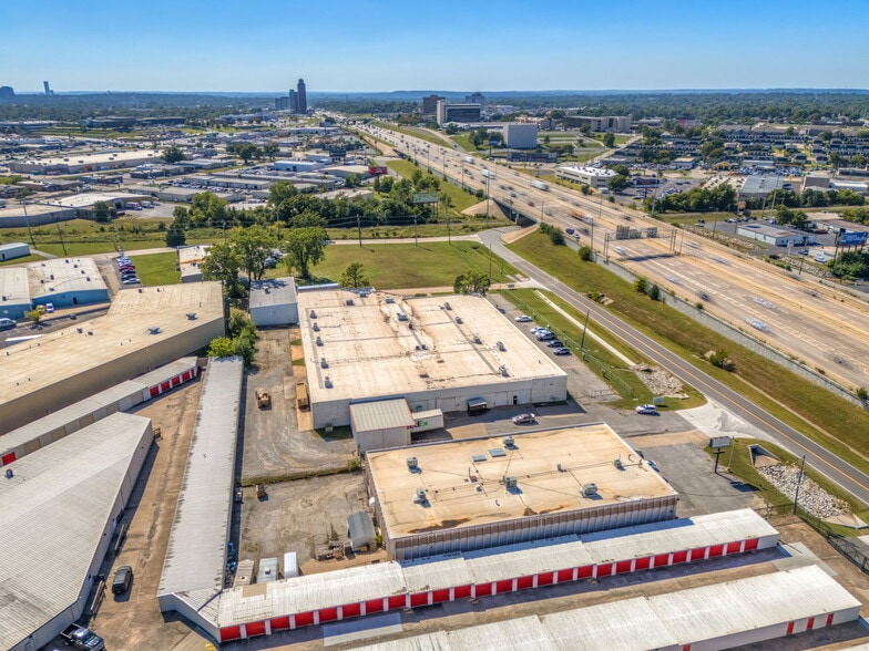 More Photos Of 6580 E Skelly Dr, Tulsa Manufacturing For Sale