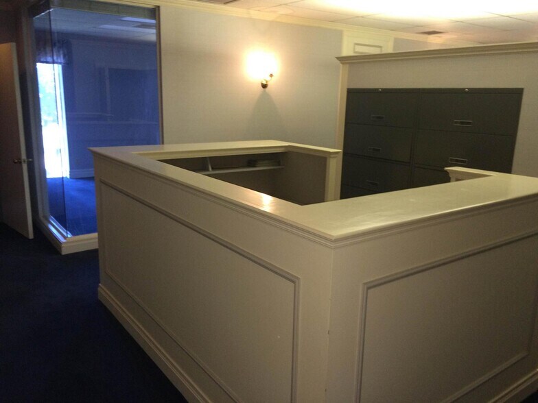 More Photos Of 300 S 6th St, Fort Pierce Office For Sale