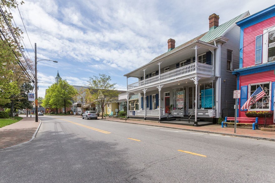 More Photos Of 214 Talbot St, Saint Michaels Storefront Retail Residential For Lease