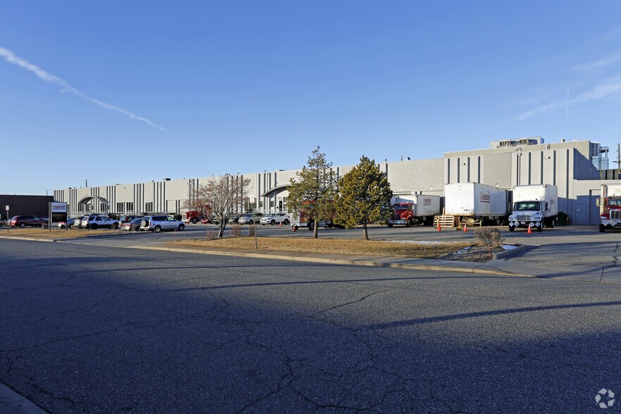 More Photos Of 4721 Ironton St, Denver Warehouse For Lease