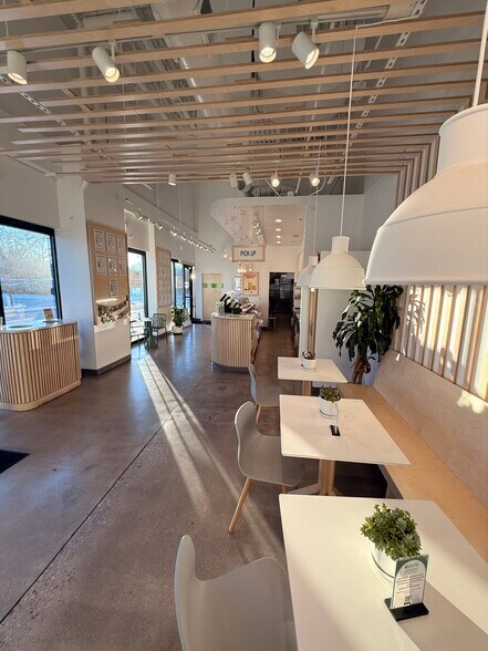 More Photos Of 420-460 S College Ave, Fort Collins General Retail For Lease