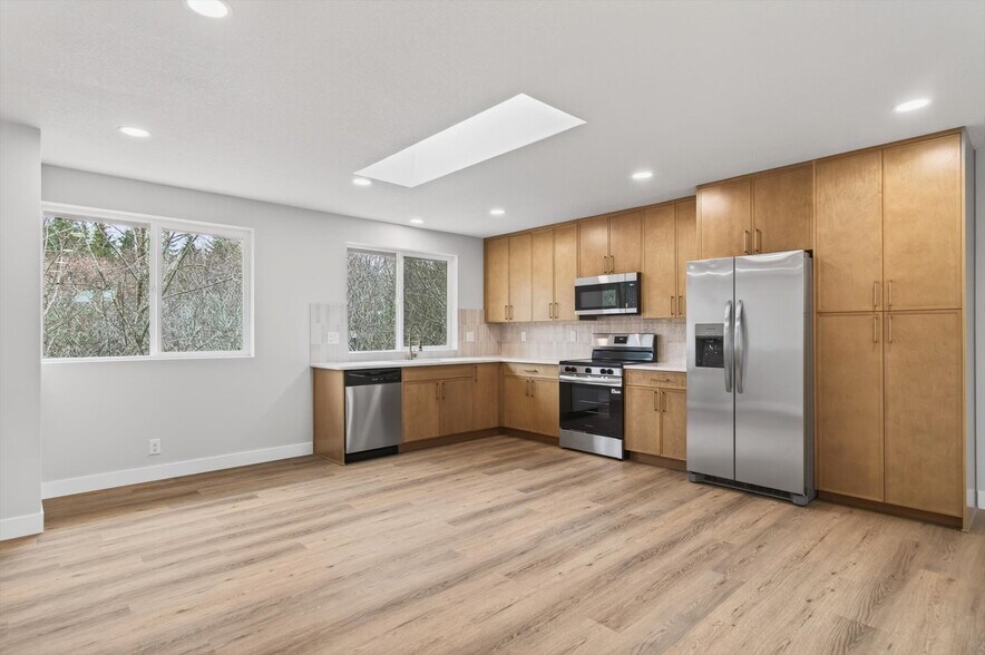 More Photos Of 11 Sun Crest Ln, Cathlamet Multifamily For Sale