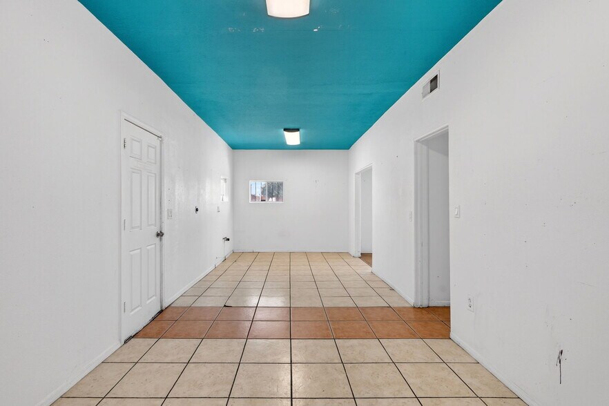 More Photos Of 3838 N 7th St, Phoenix Office For Lease