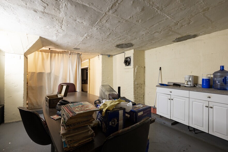 More Photos Of 5-11 Livingstone St, Boston Industrial For Sale