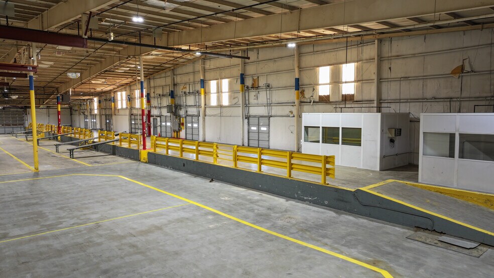 More Photos Of 2509 Cox Mill Rd, Sanford Manufacturing For Lease