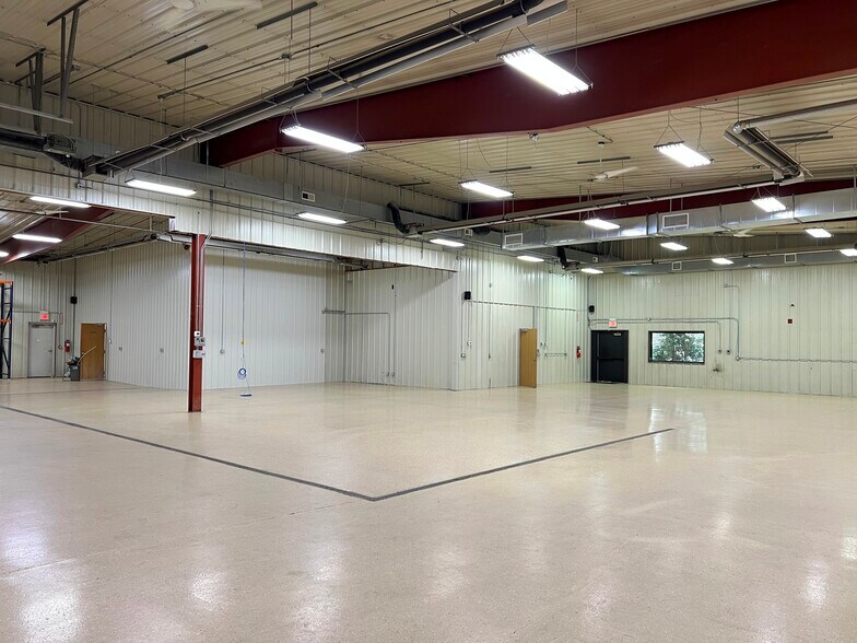 More Photos Of 7548 Industrial Park Rd, Baxter Warehouse For Lease