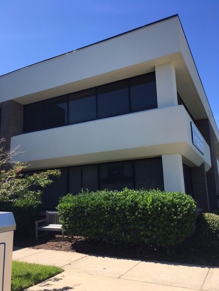 More Photos Of 320 Salter Path Rd, Pine Knoll Shores Medical For Lease