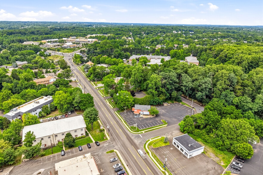 More Photos Of 924 N Bethlehem Pike, Ambler Restaurant For Sale
