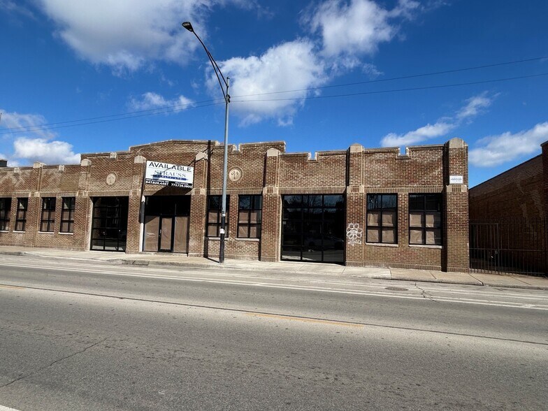 More Photos Of 3449-3469 N Elston Ave, Chicago Warehouse For Lease