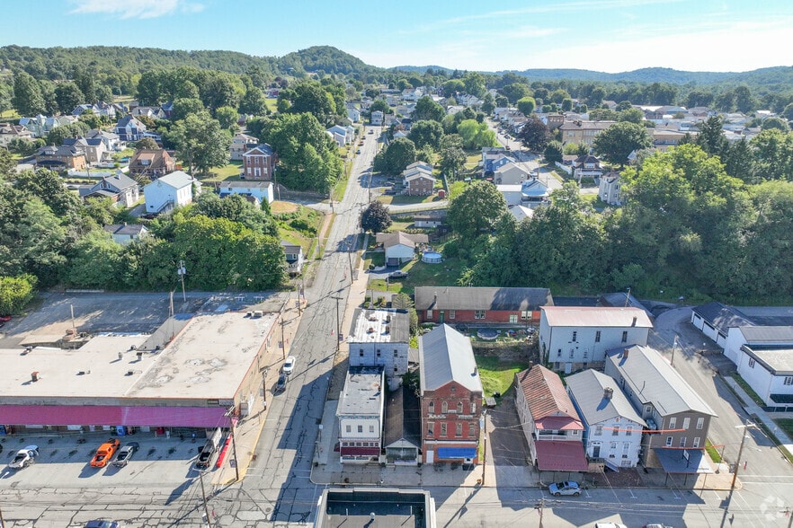 More Photos Of 601 Salt St, Saltsburg Office Residential For Sale