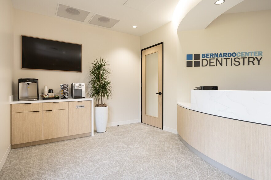 More Photos Of 16810-16816 Bernardo Center Dr, San Diego Medical For Lease