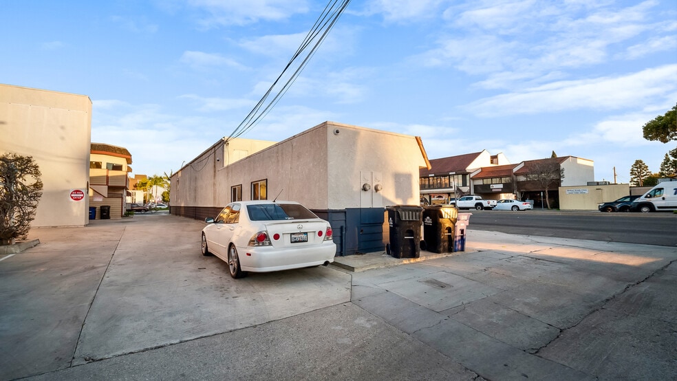 More Photos Of 3691-3699 Katella Ave, Los Alamitos Storefront For Lease