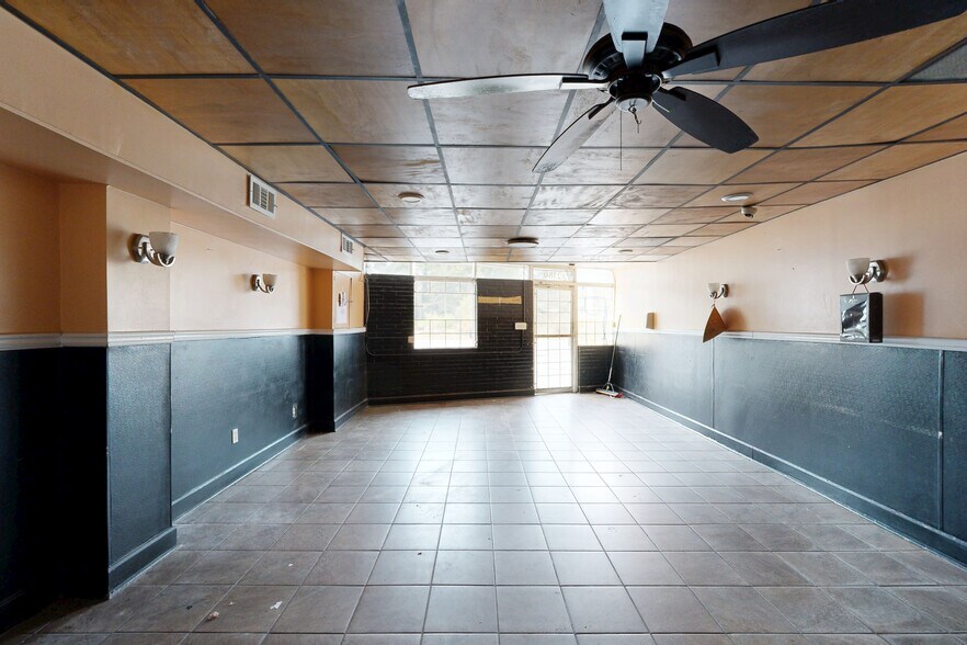 More Photos Of 2192 Campbellton Rd, Atlanta Unknown For Sale