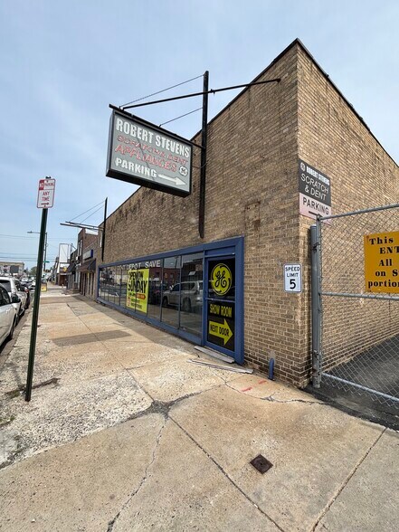 More Photos Of 7119 Rising Sun Ave, Philadelphia Freestanding For Sale