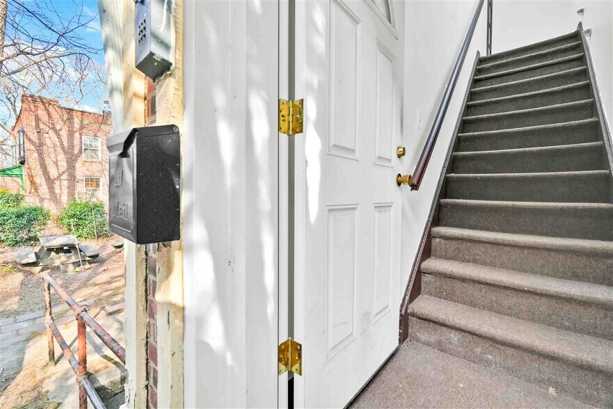 More Photos Of 3930 45th St, Sunnyside Apartments For Sale