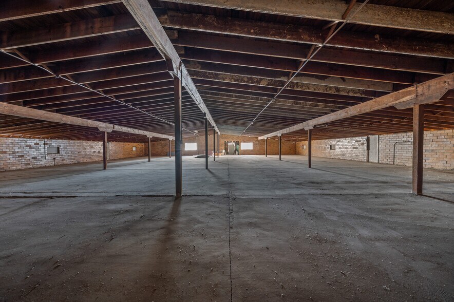 More Photos Of 500 Washington St, Coloma Manufacturing For Lease