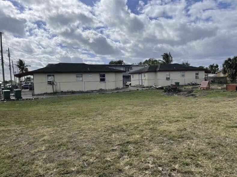 Primary Photo Of 106 SW 10th Ave, South Bay Multifamily For Sale