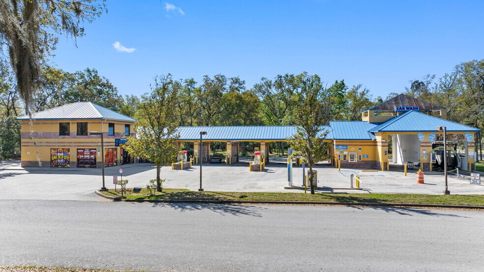 More Photos Of 113 S Valrico Rd, Valrico Carwash For Sale