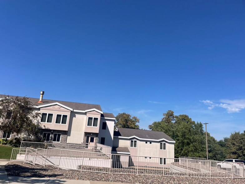 More Photos Of 621 1st Ave S, Buffalo Specialty For Sale