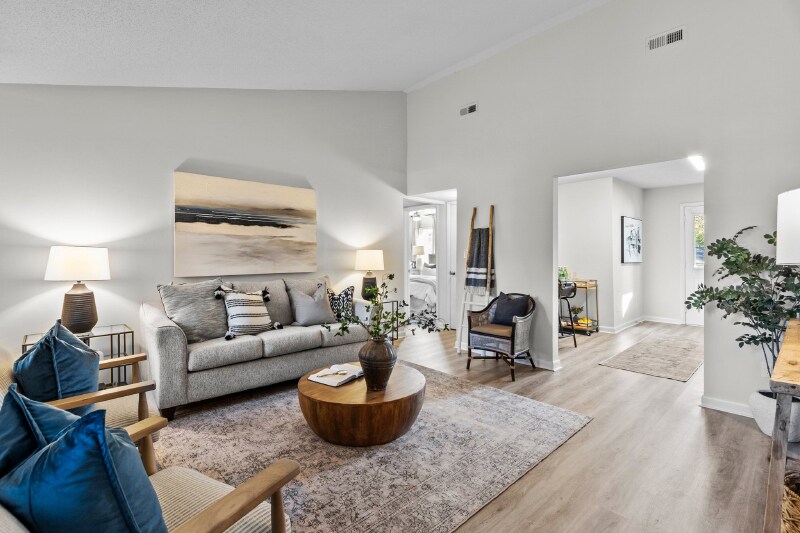More Photos Of 366-370 W Oak Ave, Wake Forest Apartments For Sale